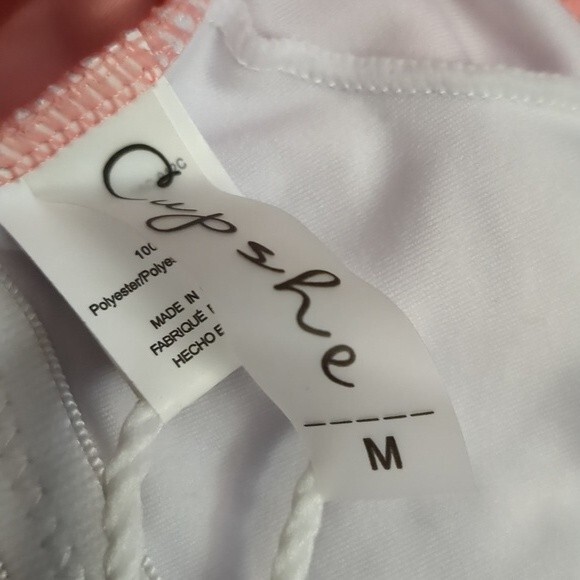 Cupshe Swimsuit Color Block Cut Out One Piece Swimsuit Built in Bra Med NWT - Picture 6 of 9